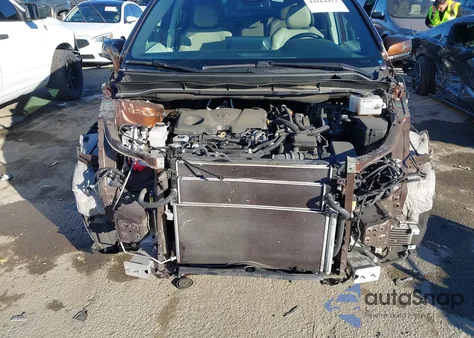 2021 Toyota Sienna Xle z USA, uszkodzony, nr VIN 5TDYRKEC0MS071712